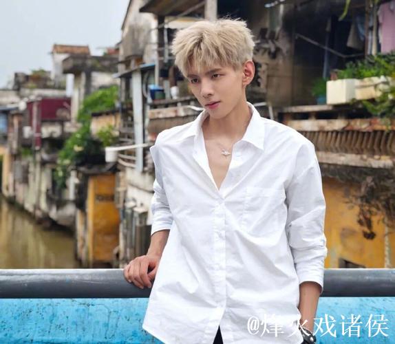 中超球员失业转行 靠颜值成为偶像短剧男主 中超球员失业转行 靠颜值成为偶像短剧男主